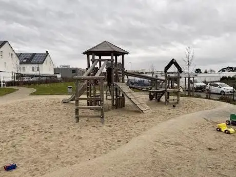 Photo de Spielplatz Hugo-Zade-Weg