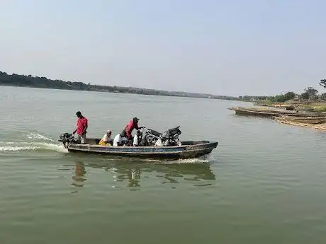 Photo de poonton oguta lake