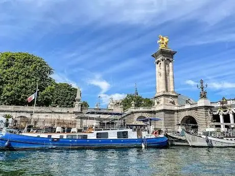 Photo de Batobus - Place de la Concorde