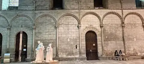 Photo de Palace Of The Counts Of Poitiers