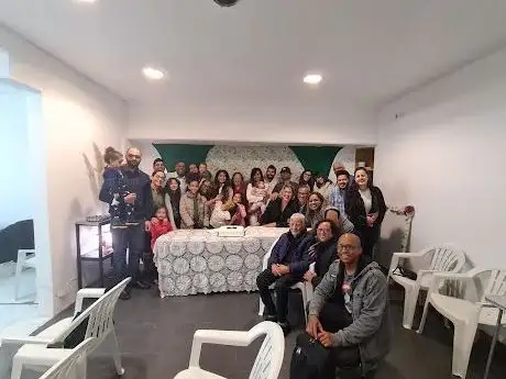 Photo de Uma Igreja que ama sua familia