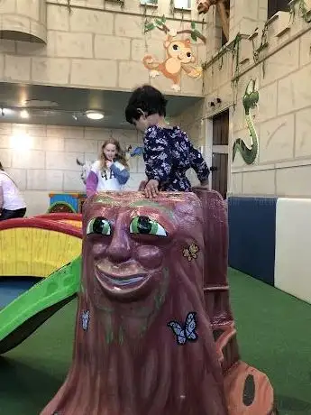 Photo de Cheeky Monkey's Jungle Castle