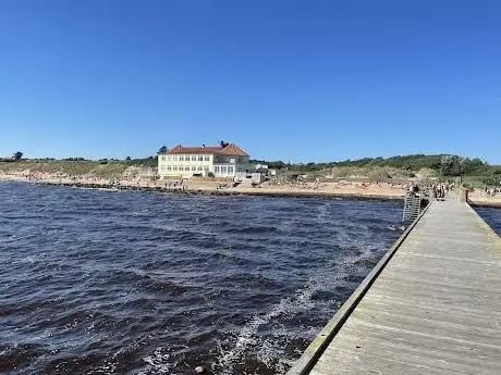 Photo de Havsbadens badbrygga