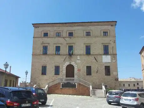 Photo de Museipiceni. it - Palazzo Bonomi Gera