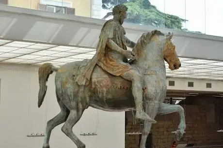 Photo de Statue équestre de Marc Aurèle