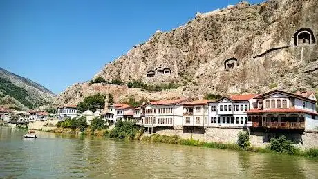 Photo de Amasya Low Bridge