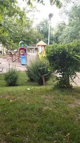 Photo de Dinlenme Parkı