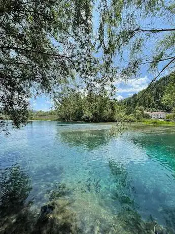 Photo de Lago di Posta Fibreno