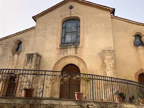 Photo de Church of Saint John Baptist