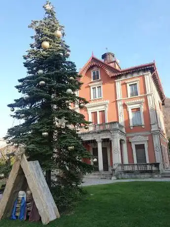 Photo de Piazza De Gasperi