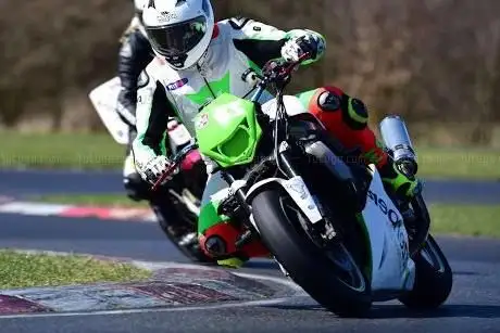 Photo de KURVEN.TEAM