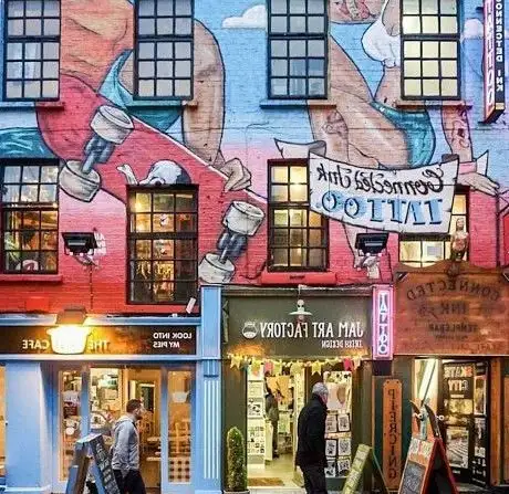 Photo de Jam Art Factory Irish Art and Design Shop