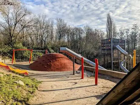 Photo de Plaine de jeux