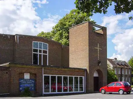 Photo de Our Lady The Queen of Heaven Church