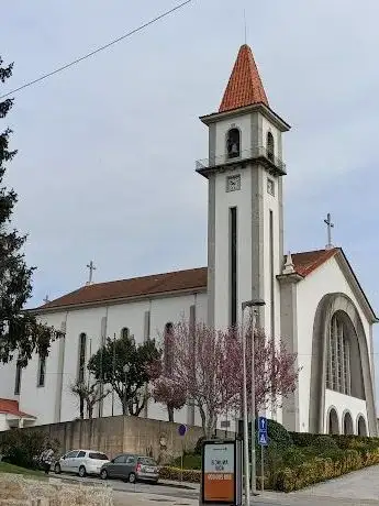 Photo de Igreja São Miguel - Igreja Paroquial das Caldas de Vizela
