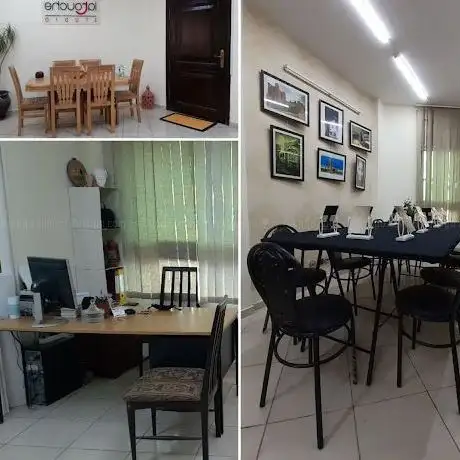 Photo de La Touche galerie d'art (L'atelier d'artiste majdoubi)
