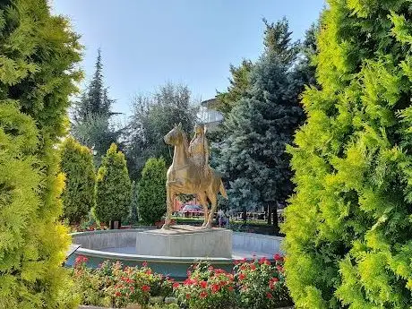 Photo de Malhatun Meydanı