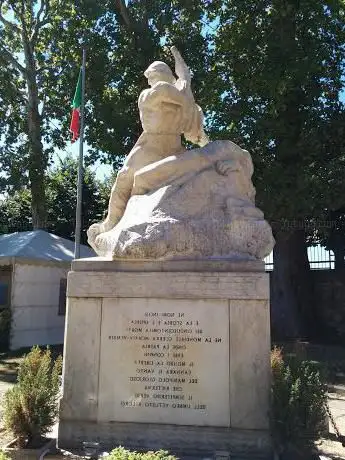 Photo de Monumento Ai Caduti