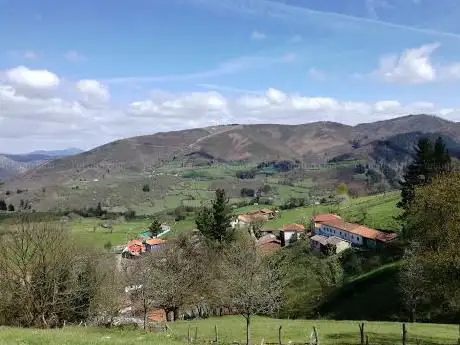 Photo de Inicio de la Senda del Dolmen de Merillés