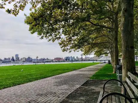 Photo de Hoboken Riverside Park
