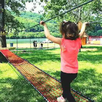 Photo de Le Parcours Accro Kids - Accrobranche pour enfants à Condrieu