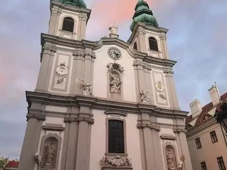 Photo de Catholic Church Mariahilf
