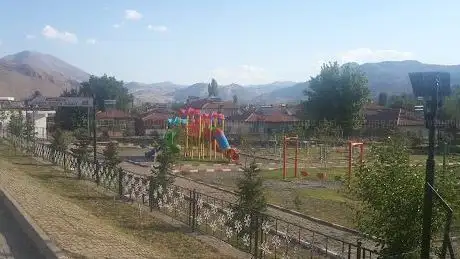 Photo de Şehit Yüzbaşı İlker Aydın Parkı