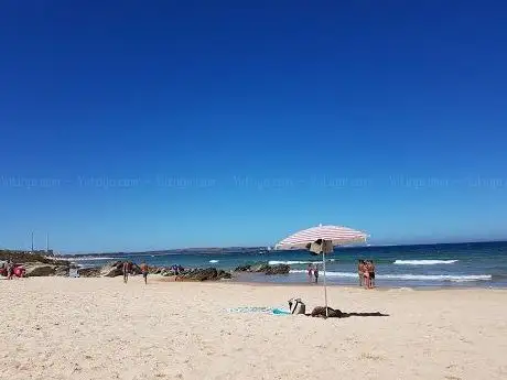 Photo de Praia da Oliveirinha