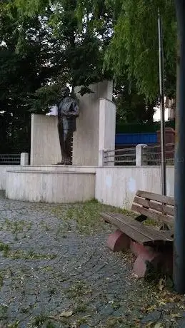Photo de Sancaktepe Municipality Atatürk Park