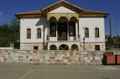 Photo de Military Branch Old Building (Town guest house)