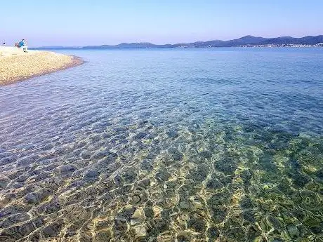 Photo de Plaža Karma