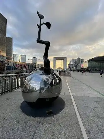 Photo of Point Croissance (Lim Dong-Lak)