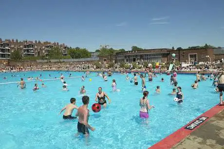 Photo de Parliament Hill Fields Lido