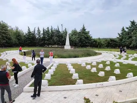 Photo de Şahindere Şehitligi