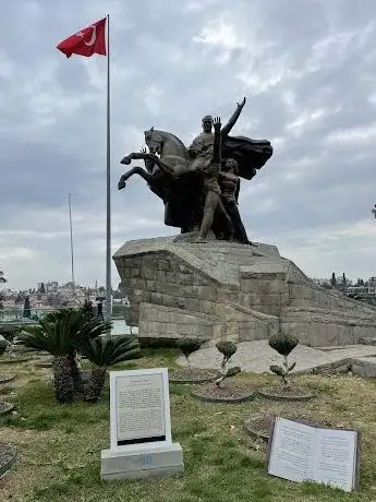 Photo de Tophane Parkı