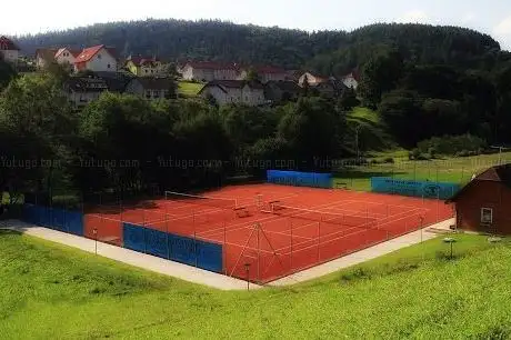Photo de Tennisclub Schäffern Court 1 + 2