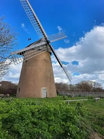 Photo de National Trust - Bembridge Windmill