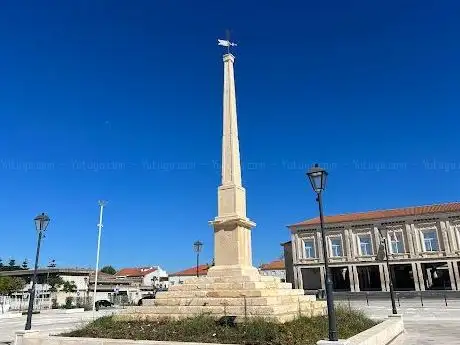 Photo de Largo da Várzea Grande