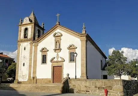 Photo de Igreja Matriz Escalos de Baixo