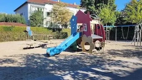 Photo de Spielplatz -