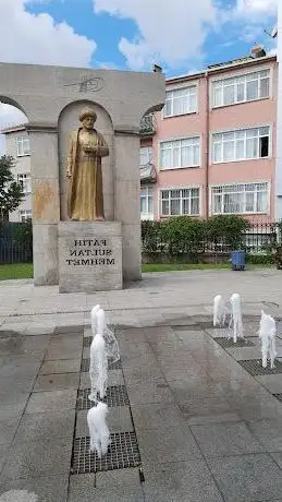 Photo de Fatih Sultan Mehmet Heykeli
