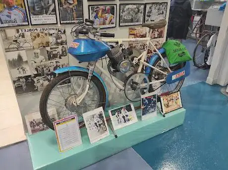 Photo de Museo del Ciclismo Santiago Revuelta