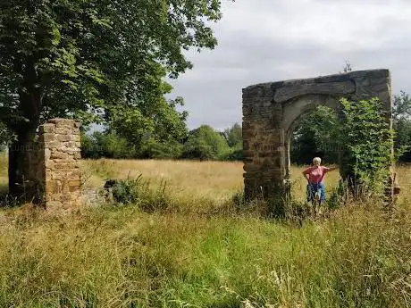 Photo de Alvecote Priory