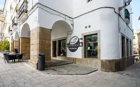 Photo de AOIBE Escuela Ibérica del Olivar y el Aceite y Oleoteca de Oleosetin