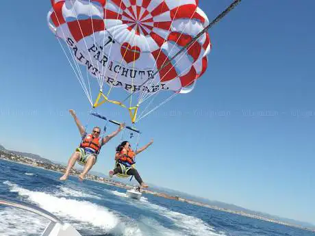 Photo of Parachute ascensionnel Saint Raphael