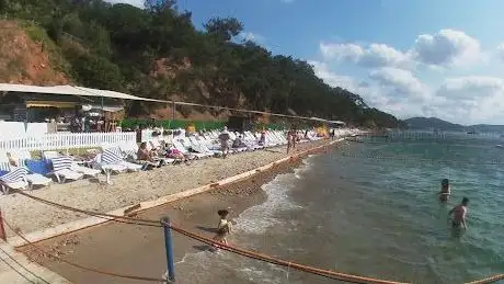 Photo de Halik Bay Family Beach