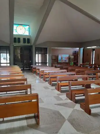 Photo de Church of Saint Mary of the Carmel