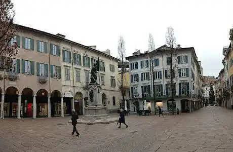 Photo de Centro Storico di Varese