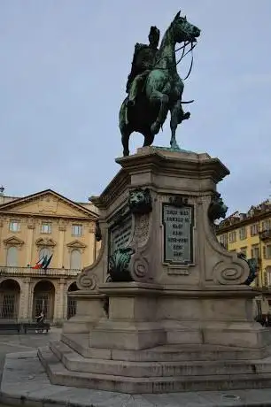 Photo de Monument Alfonso Ferrero Della Marmora