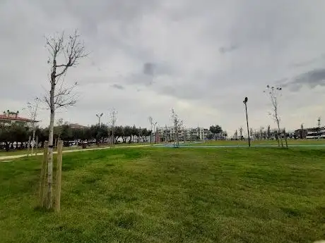 Photo de Göçmen Konutları Parkı